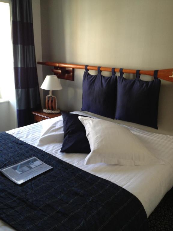 Le Querrien 3*